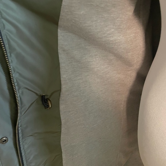 Gorgeous Mackage rain jacket - Picture 11 of 16